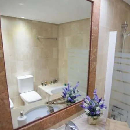 El Presidente Luxury Apartments *